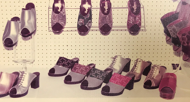 ホープケミカルとして多くのヘップサンダルのデザインを発表